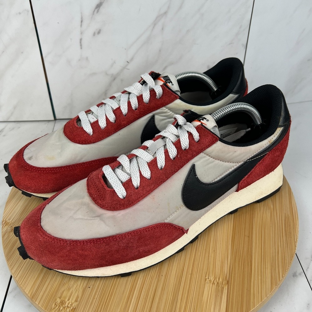 Nike Daybreak Mens Size 12 Pure Platinum Red Black Running Shoes DB4635-001 - Picture 3 of 12